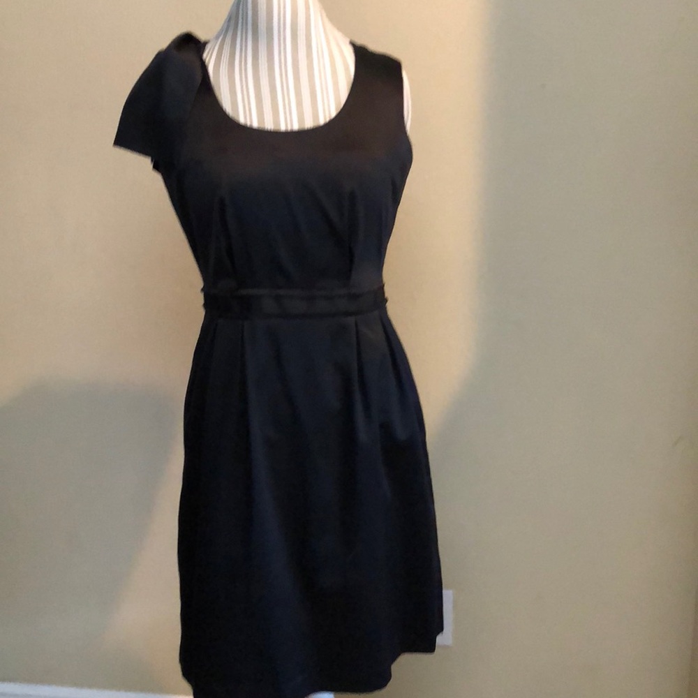 Vera Wang black dress